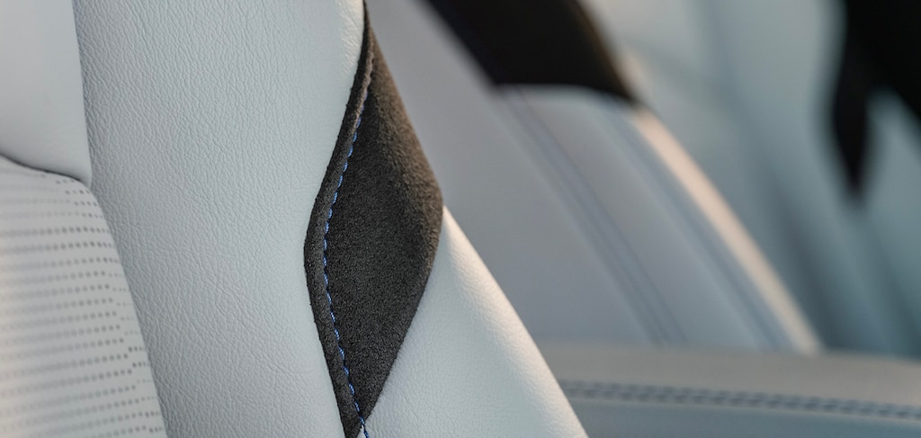 Nuevo diseño de asientos en tu Cadillac XT4 2024, camioneta compacta de lujo