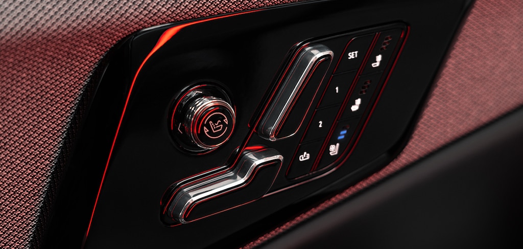 Cadillac OPTIQ 2026 Características Interior